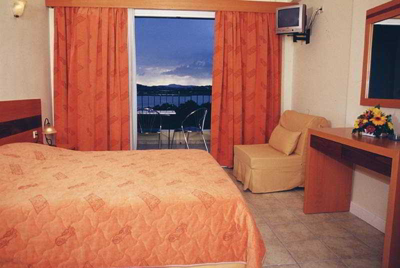 Corfu Hellinis Hotel กาโนนี ห้อง รูปภาพ